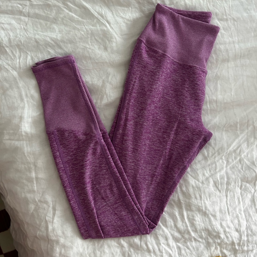 alo leggings size medium